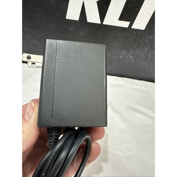 Nintendo Switch AC Adapter Power Cord HAC-002 - Picture 5 of 5